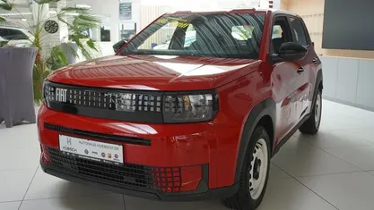 Neu Fiat Grande Panda Red 83 kW (113 PS) 2026 Kleinwagen