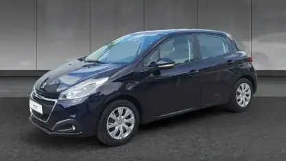 Używany Peugeot 208 Active 82 KM (60 kW) 2017 Niebieski Hatchback