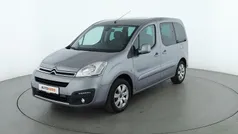 Grau Gebraucht 2016 Citroën Berlingo PureTech Van / Kleinbus | 10.230 € (Fairer Preis)