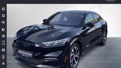 Schwarz Gebraucht 2022 Ford Mustang Mach-E Extended Range SUV | 35.980 € (Guter Preis)