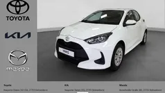 Weiß Gebraucht 2023 Toyota Yaris Comfort Kleinwagen | 14.990 € (Guter Preis)