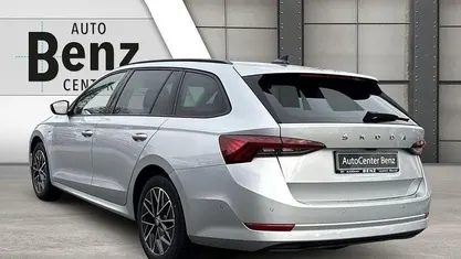 Silber Gebraucht 2022 Skoda Octavia Clever Kombi | 18.290 € (Fairer Preis)