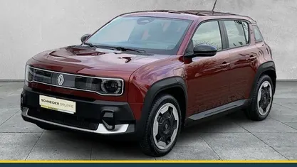 Gebraucht 2025 Renault 4 E-Tech Evolution SUV | 31.490 € (Superpreis)