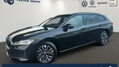 Gebraucht Skoda Superb LAURIN & KLEMENT 265 PS (194 kW) 2024 Onyxschwarz metallic Kombi