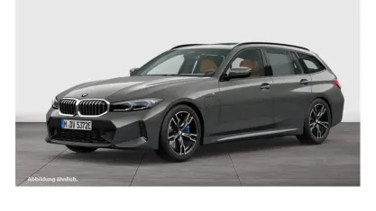 Gebraucht BMW 330e M Sport 184 PS (135 kW) 2025 Grau Kombi
