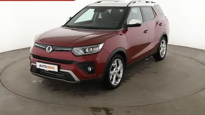 Rot Gebraucht 2023 Ssangyong (KGM) Tivoli SUV | 18.450 € (Guter Preis)