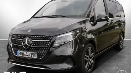Gebraucht Mercedes V300 Avantgarde 237 PS (174 kW) 2025 Graphitgrau metallic Van / Kleinbus