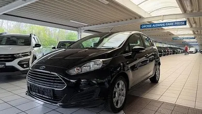 Second-hand Ford Fiesta SYNC Edition 82 CP (60 kW) 2013 Negru Hatchback