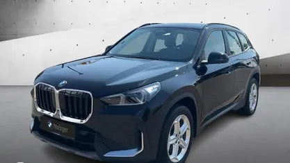 Schwarz Gebraucht 2024 BMW X1 Performance SUV | 36.400 € (Fairer Preis)