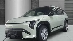 Aventurin grün met./schwarzwe Gebraucht 2024 Kia EV3 Comfort SUV | 43.990 € (Fairer Preis)