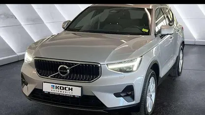 Silver dawn Gebraucht 2024 Volvo XC40 Core SUV | 33.800 € (Fairer Preis)