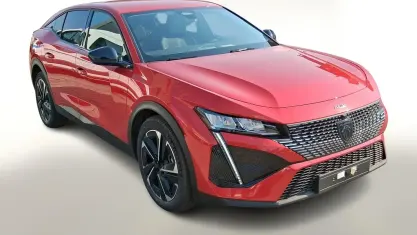 Neu Peugeot 408 Allure 136 PS (100 kW) 2026 Elixir rot SUV
