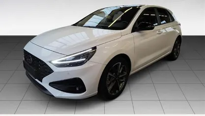 Gebraucht Hyundai i30 Advantage 150 PS (110 kW) 2025 Weiß Limousine