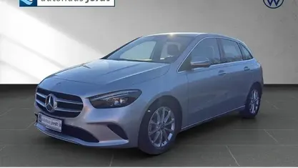 Usata Mercedes B200 Progressive 163 CV (119 kW) 2021 Argento Monovolume