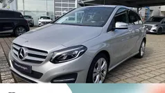 Gebraucht 2018 Mercedes B200 Urban Van / Kleinbus | 18.450 € (Fairer Preis)