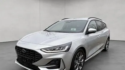 Grau Gebraucht 2024 Ford Focus ST-Line X Kombi | 22.950 € (Superpreis)