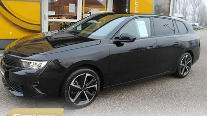 Schwarz Gebraucht 2024 Opel Astra Kombi | 20.820 € (Superpreis)