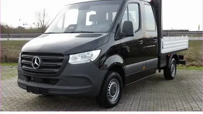 Gebraucht Mercedes Sprinter 150 PS (110 kW) 2024 Schwarz Van