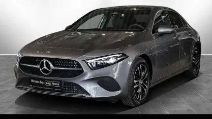 Gebraucht Mercedes A220 190 PS (139 kW) 2025 Metalliclack mountaingrau Limousine