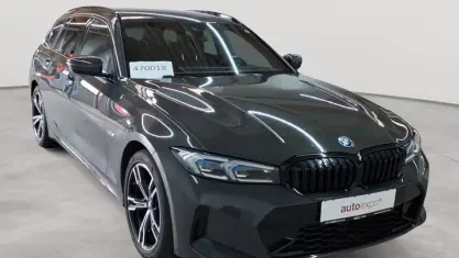Gebraucht BMW 320 M Sport 163 PS (119 kW) 2023 Dravitgrau metallic Kombi