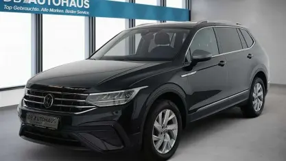 Gebraucht VW Tiguan Allspace Life 200 PS (147 kW) 2023 Schwarz SUV