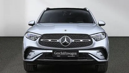Gebraucht Mercedes GLC200 AMG 163 PS (119 kW) 2026 Silber SUV