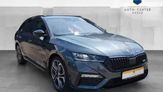 Grau Gebraucht 2021 Skoda Octavia RS Kombi | 31.290 € (Fairer Preis)