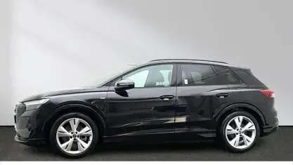 Second-hand Audi Q4 e-tron Performance 150 kW (204 CP) 2023 Negru SUV
