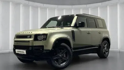 Gebraucht Land Rover Defender SE Dynamic 300 PS (220 kW) 2024 Grün SUV