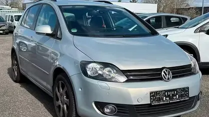 Gebraucht VW Golf VI Team 105 PS (77 kW) 2010 Kleinwagen