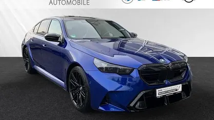 Gebraucht BMW M5 M Sport 727 PS (534 kW) 2025 Marina bay blau metallic Limousine