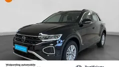 Gebraucht 2025 VW T-Roc Life SUV | 27.955 € (Guter Preis)