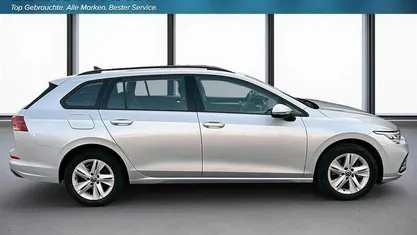 Gebraucht VW Golf VIII Life 116 PS (85 kW) 2023 Silber Kombi