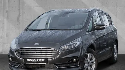 Grau Gebraucht 2021 Ford S-MAX Titanium Van / Kleinbus | 29.450 € (Fairer Preis)