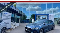 Chromablau metallic Gebraucht 2024 Ford Focus ST-Line X Limousine | 27.950 € (Fairer Preis)