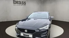 Mitternachtsschwarz Gebraucht 2023 Seat Leon FR Kombi | 28.950 € (Fairer Preis)