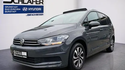 Delfingrau metallic Gebraucht 2022 VW Touran Active Van / Kleinbus | 24.990 € (Guter Preis)