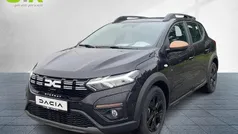 Schwarz Neu 2025 Dacia Sandero Kleinwagen | 20.490 €