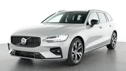 Silber Gebraucht 2025 Volvo V60 Plus Kombi | 37.460 € (Guter Preis)