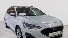 Moondust silber metallic Gebraucht 2022 Ford Focus Cool & Connect Kombi | 14.090 € (Guter Preis)