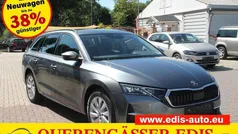 Graphite grau Neu 2025 Skoda Octavia Selection Kombi | 33.990 € (Fairer Preis)