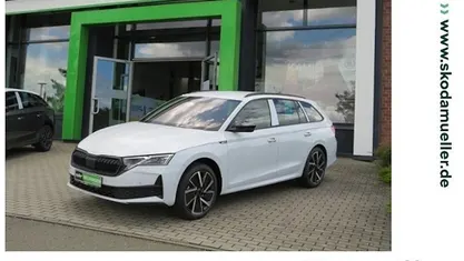Moonweiss metallic Neu 2025 Skoda Octavia SportLine Kombi | 48.119 €