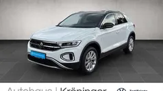 Weiß Gebraucht 2024 VW T-Roc Style SUV | 29.990 € (Fairer Preis)