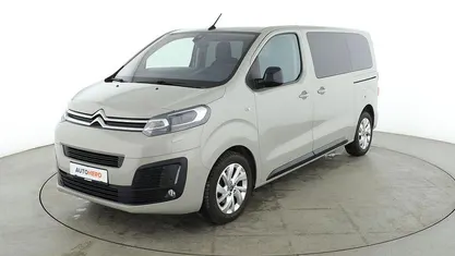 Beige Gebraucht 2020 Citroën Jumpy Rip Curl Van / Kleinbus | 33.630 € (Fairer Preis)