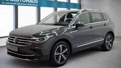 Grau Gebraucht 2023 VW Tiguan Elegance SUV | 34.420 € (Fairer Preis)