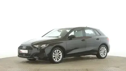Używany Audi A3 Basis 110 KM (80 kW) 2023 Czarny Sedan/Limuzyna