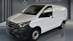 Weiß Gebraucht 2024 Mercedes Vito Van / Kleinbus | 29.617 € (Fairer Preis)