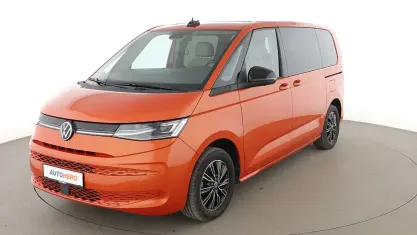 Gebraucht VW Multivan Life 150 PS (110 kW) 2025 Orange Van / Kleinbus