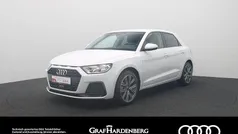 Gletscherweiß metallic Gebraucht 2024 Audi A1 Sportback Advanced Plus Kleinwagen | 25.980 € (Fairer Preis)