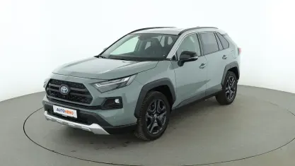 Gebraucht Toyota RAV4 Hybrid 120 PS (88 kW) 2023 Grün SUV